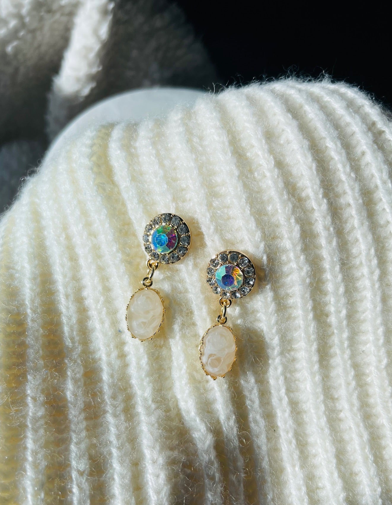 Beautiful Beaded Hat Brim and Studded Earring Set