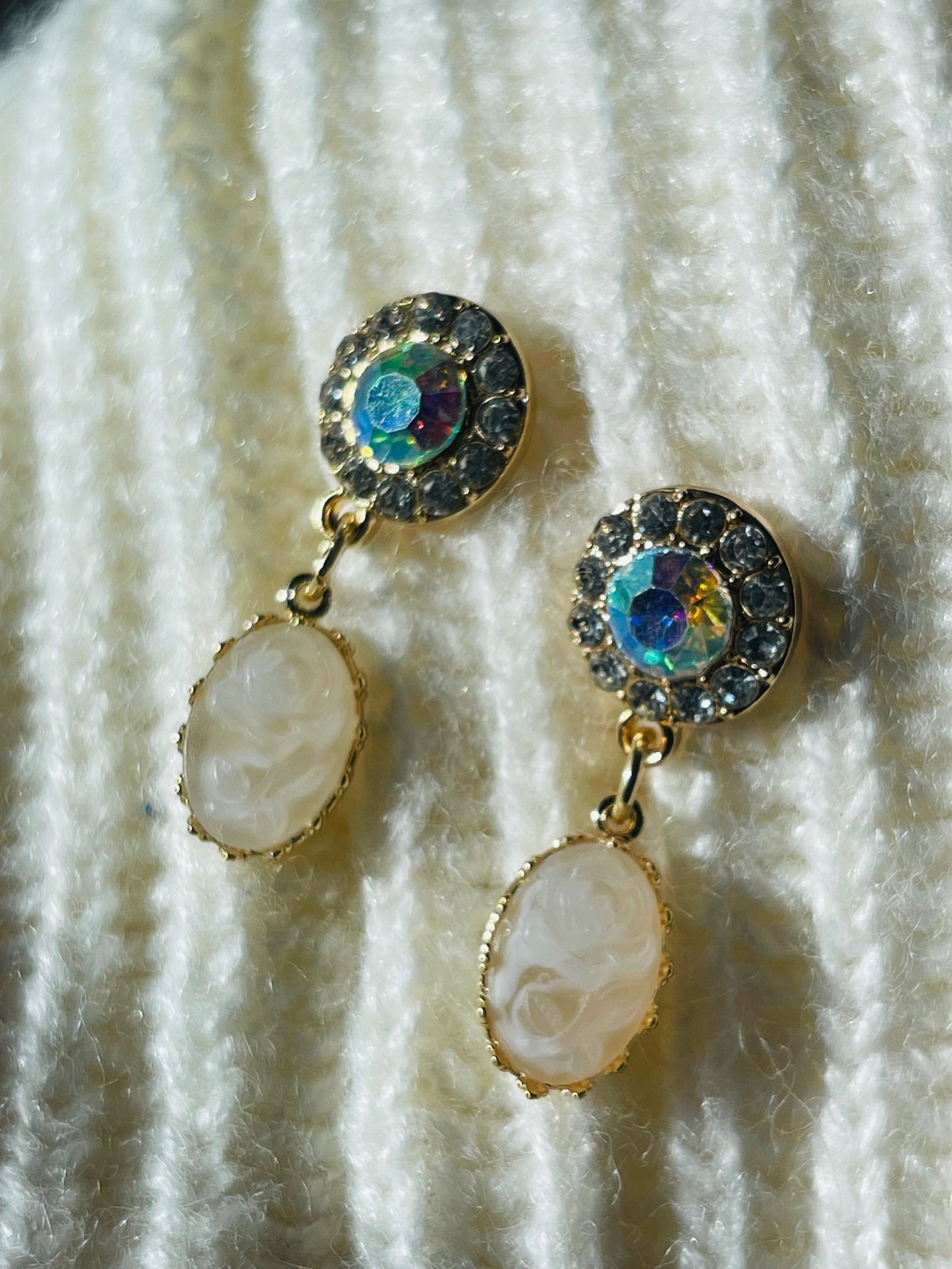 Beautiful Beaded Hat Brim and Studded Earring Set