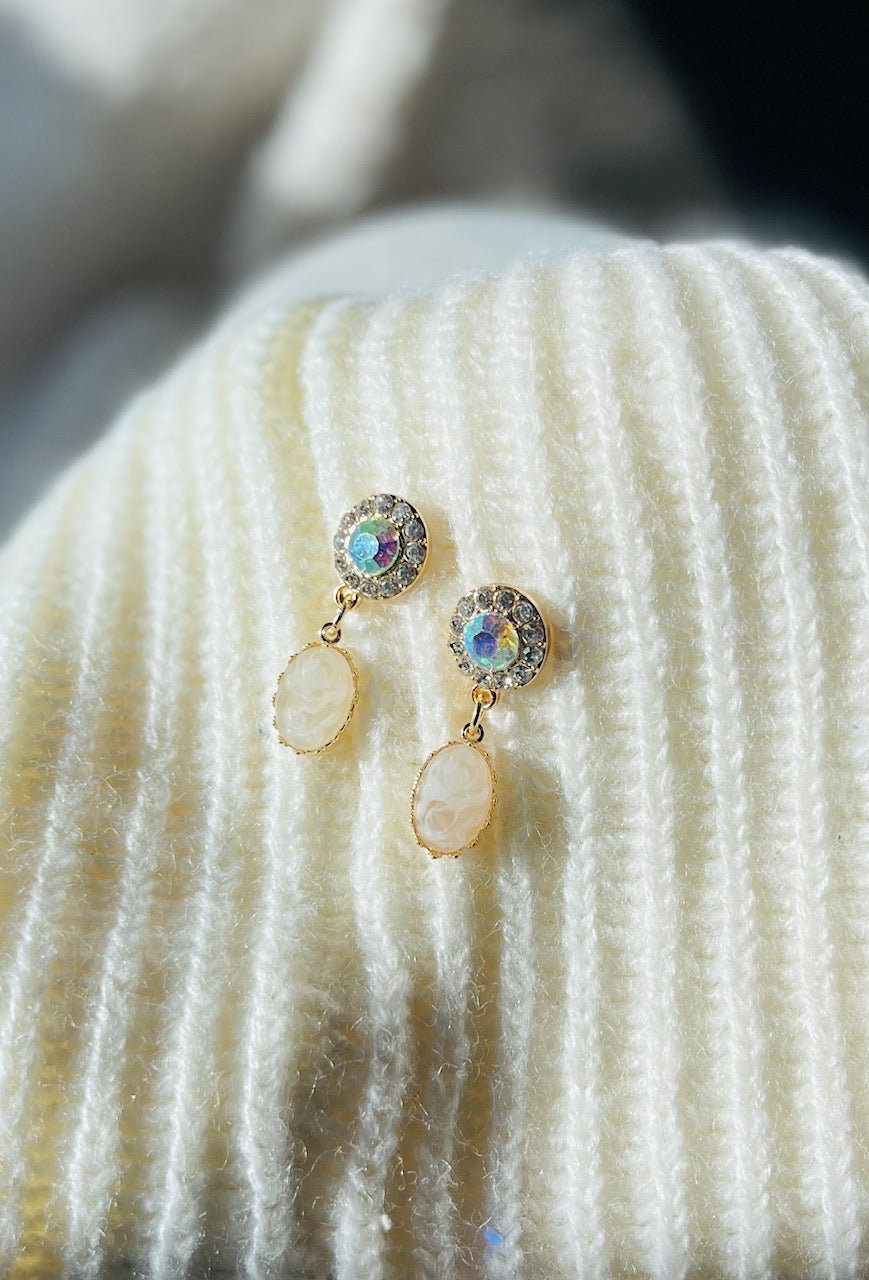 Beautiful Beaded Hat Brim and Studded Earring Set