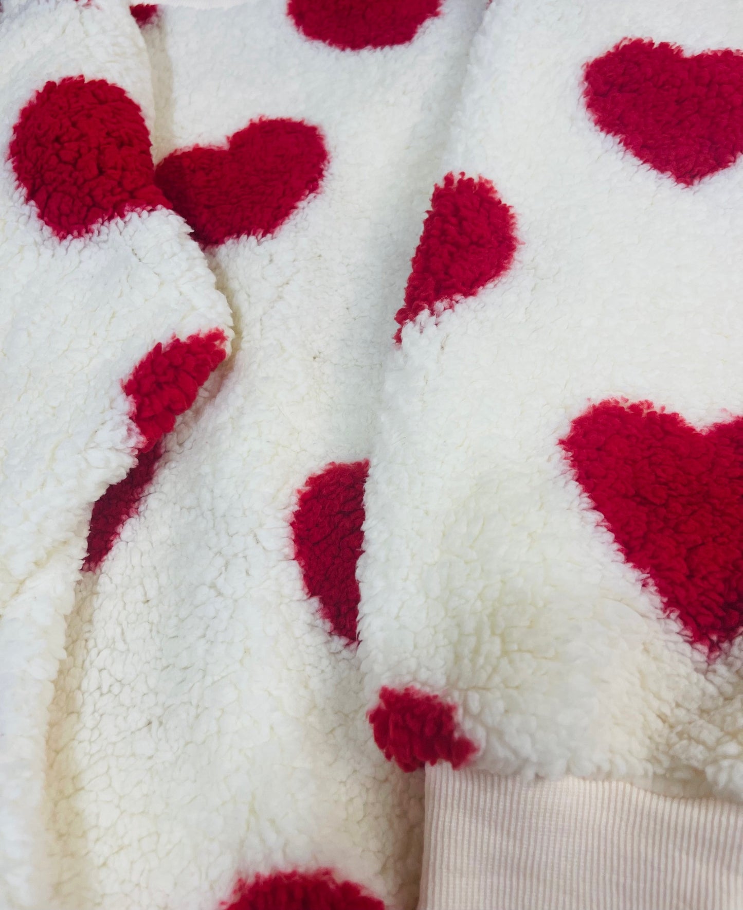 Fiery Red Heart Shape Drop Shoulder Crewneck Plush Sweatshirt