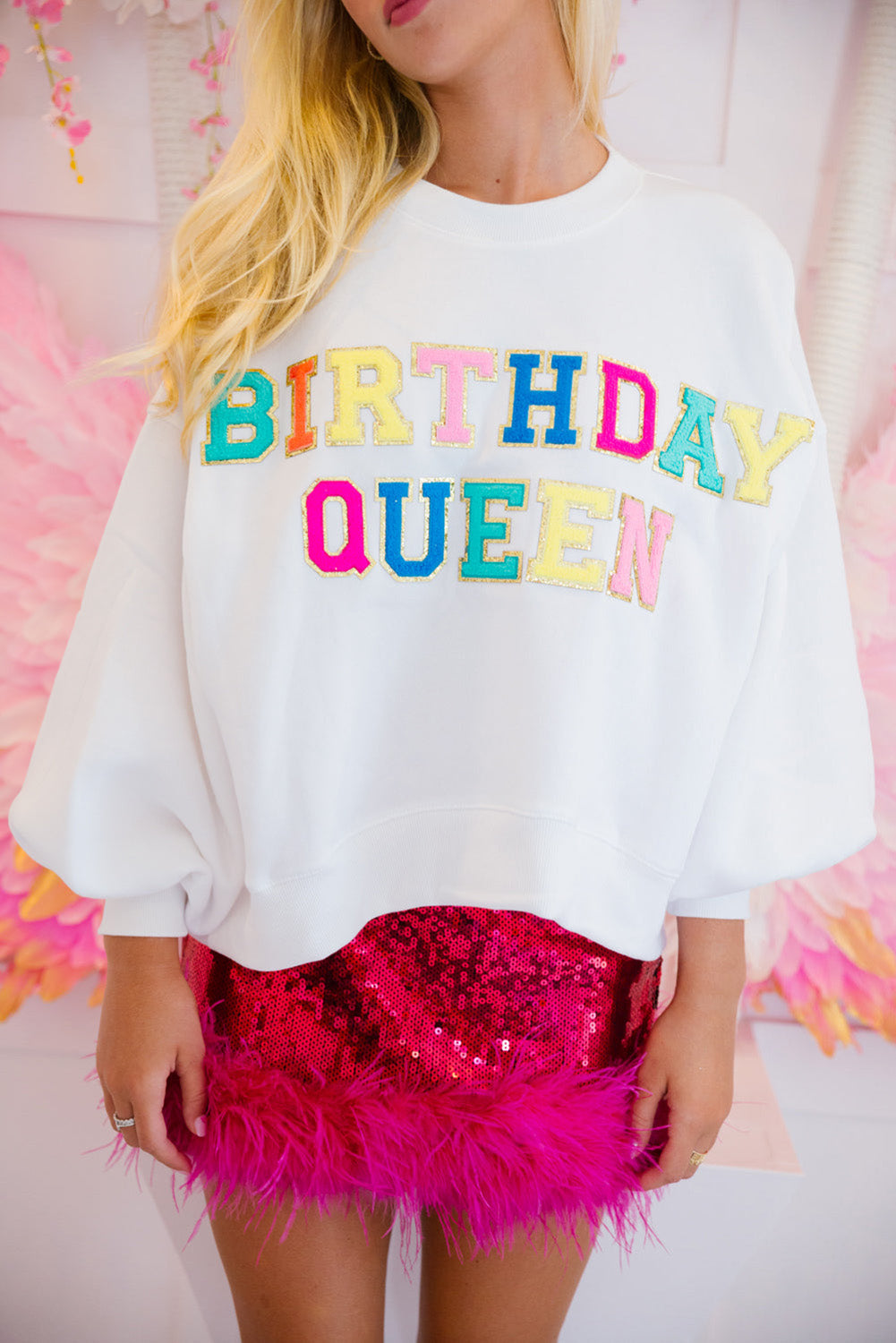 "BIRTHDAY QUEEN" Graphic Balloon Sleeve White Sweatshirt