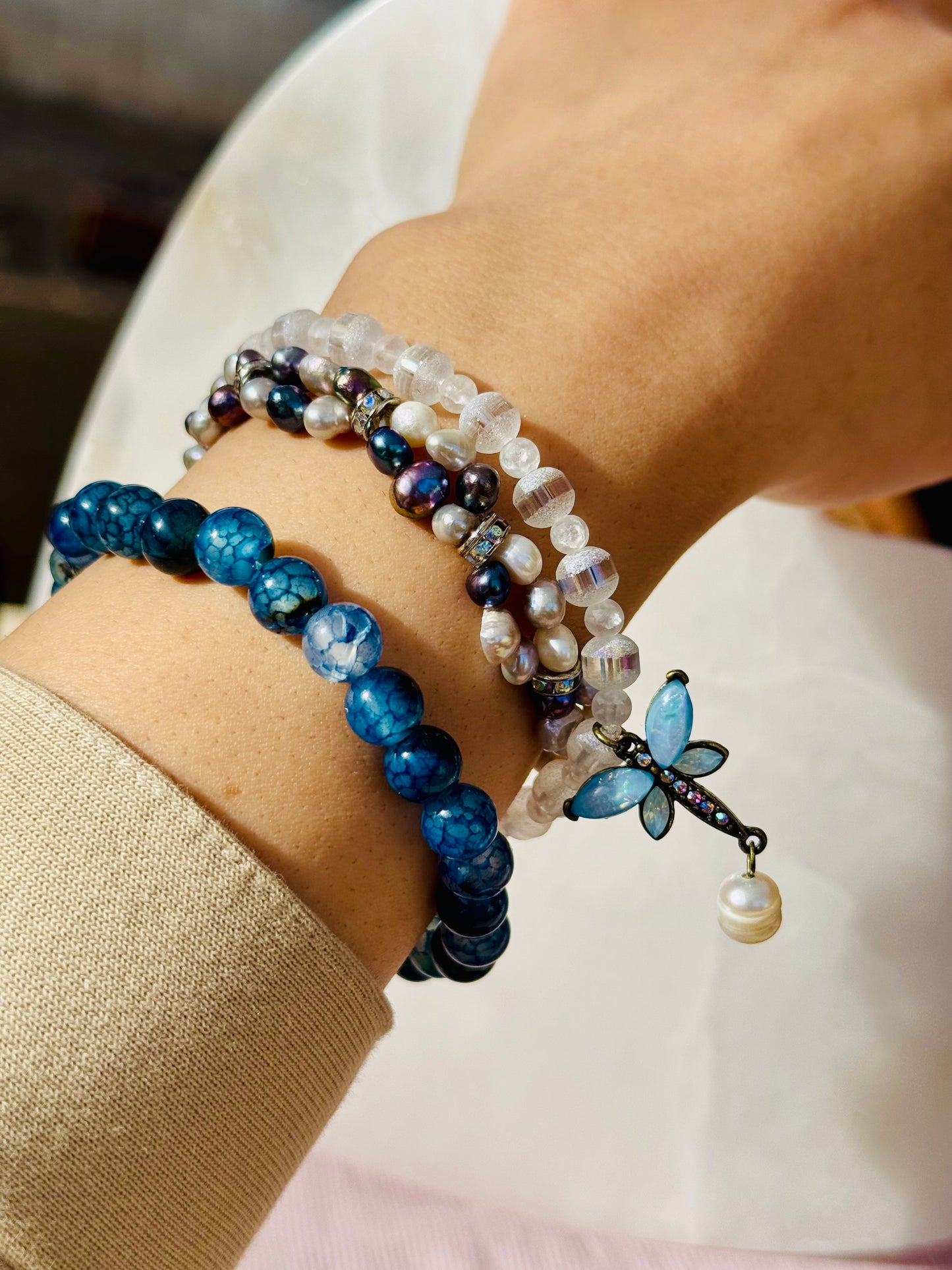 7.5" Beautiful Blue Agate and Quartz Stretchable Bracelets with Pearls and Dragonfly Charm